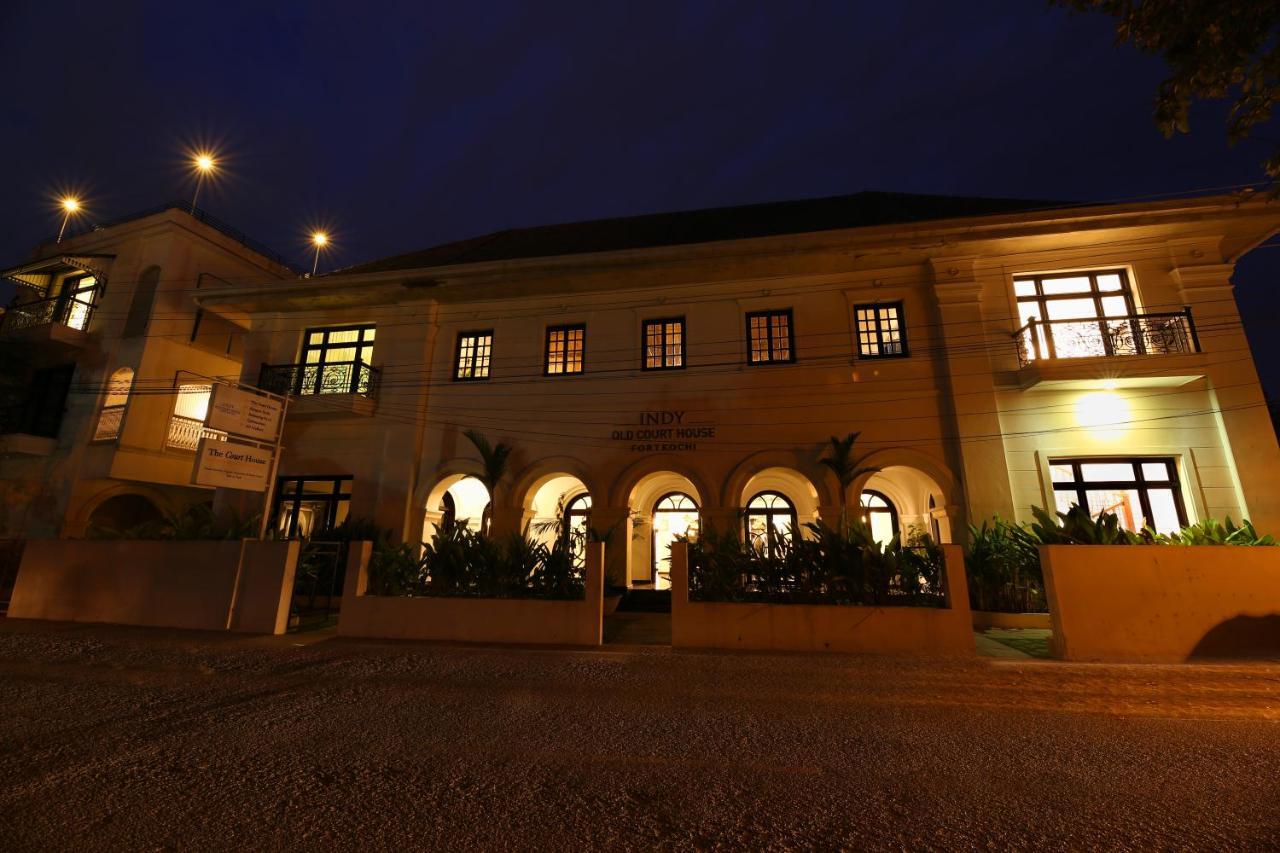 Отель Alpha Old Court House Коччи Экстерьер фото